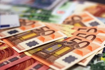 Monnaie, Banque, Finance, Assurance Parcours : Métiers du conseil en banque, assurance, gestion patrimoniale et des fonctions supports